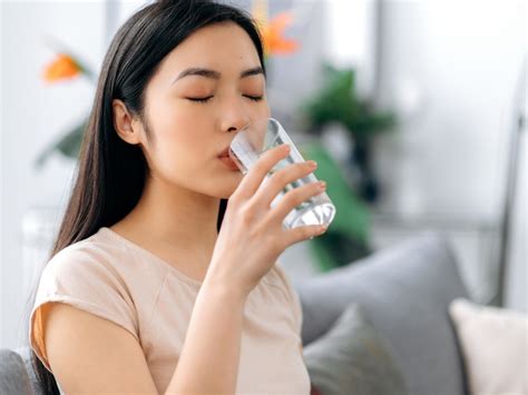 Почему китайцы пьют горячую воду постоянно