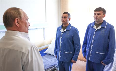 Путин в госпитале