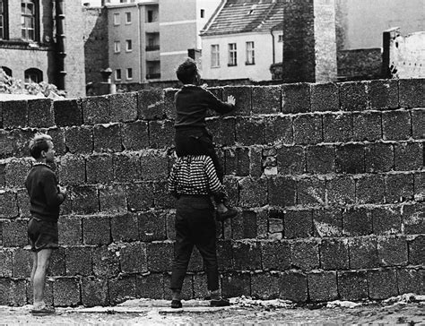 Строительство берлинской стены